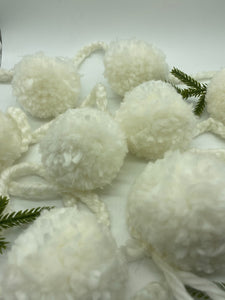 Snow Ball Garland